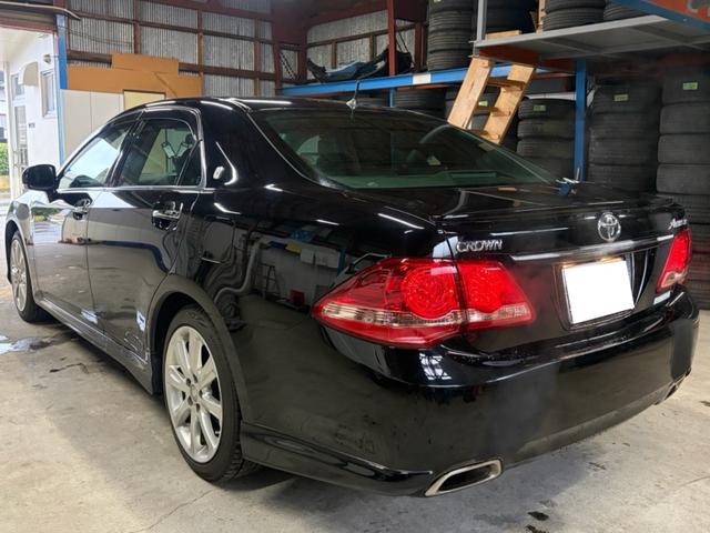 クラウン 2.5アスリート アニバーサリーエディション 純正8インチナビ バックカメラ 純正18インチAWスタッドレス 社外18インチAW クルコン デュアルエアコン HIDヘッド CD ETC パワーシート スマートキー 電格ミラー 盗難防止システム(9枚目)