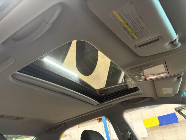 クラウン 2.5アスリート アニバーサリーエディション 純正8インチナビ バックカメラ 純正18インチAWスタッドレス 社外18インチAW クルコン デュアルエアコン HIDヘッド CD ETC パワーシート スマートキー 電格ミラー 盗難防止システム(31枚目)