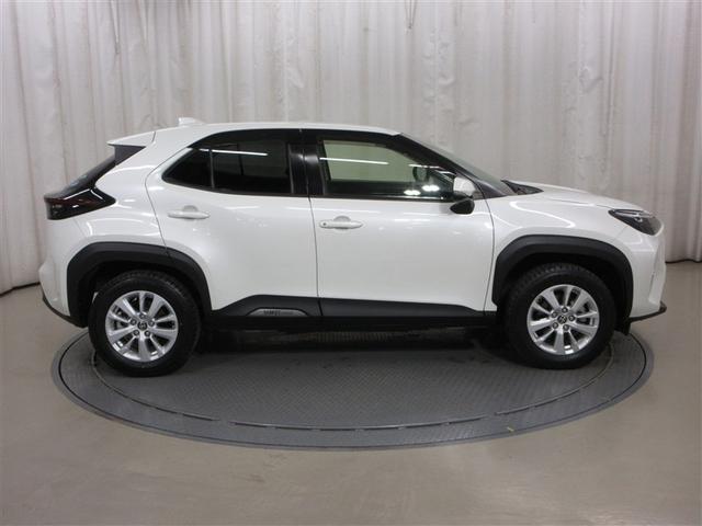 ヤリスクロス ハイブリッドG 4WD 寒冷地 衝突被害軽減システム メモリーナビ アルミホイール バックカメラ スマートキー オートクルーズコントロール アイドリングストップ 盗難防止装置 キーレス 横滑り防止機能 ワンオーナー(5枚目)