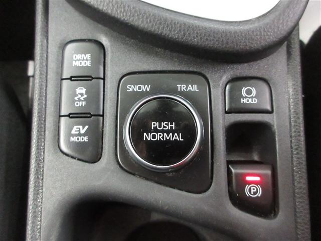 ヤリスクロス ハイブリッドG 4WD 寒冷地 衝突被害軽減システム メモリーナビ アルミホイール バックカメラ スマートキー オートクルーズコントロール アイドリングストップ 盗難防止装置 キーレス 横滑り防止機能 ワンオーナー(16枚目)