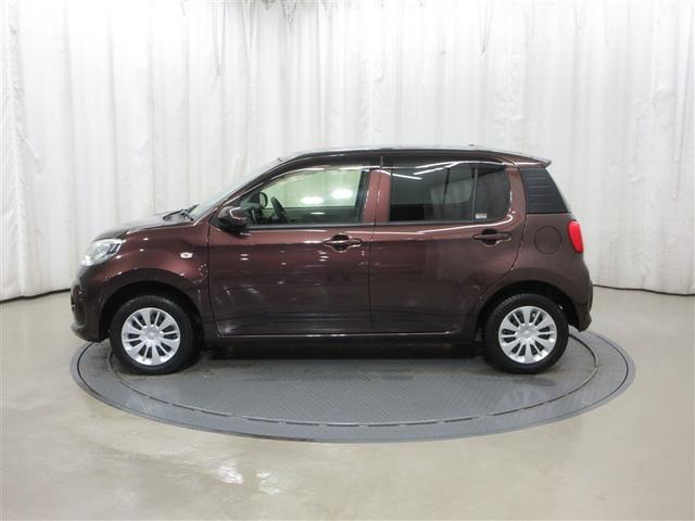 パッソ Ｘ　ＬパッケージＳ　４ＷＤ　寒冷地　衝突被害軽減システム　メモリーナビ　フルセグ　バックカメラ　スマートキー　アイドリングストップ　ＥＴＣ　盗難防止装置　キーレス　横滑り防止機能　ベンチシート（3枚目）