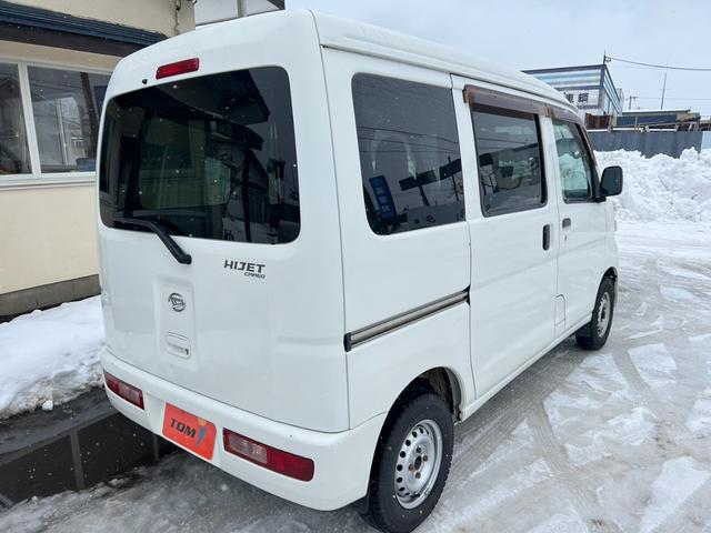 デラックス 4WD(4枚目)