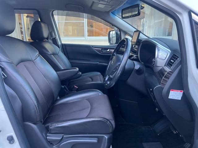 エルグランド 250ハイウェイスター 4WD(10枚目)