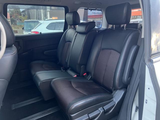 エルグランド 250ハイウェイスター 4WD(13枚目)