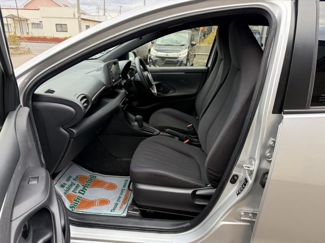 ヤリス ハイブリッドX 4WD(11枚目)