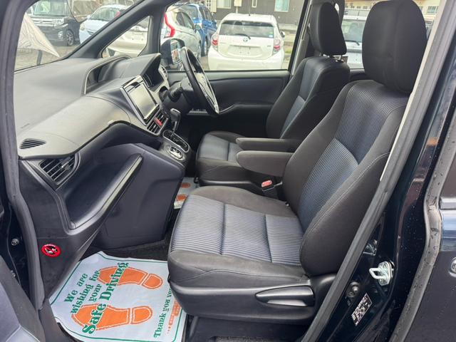 ヴォクシー ZS 煌 4WD(11枚目)