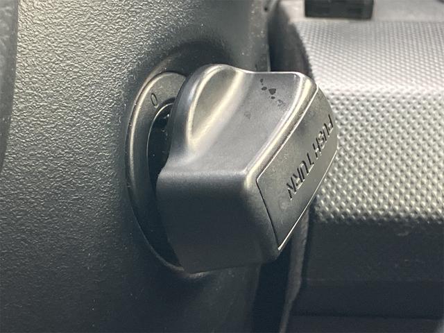 フリード G エアロ 4WD ETC バックカメラ ナビ TV 両側電動スライドドア オートライト HID スマートキー 電動格納ミラー 3列シート ウォークスルー AT アルミホイール CD DVD再生 USB(43枚目)