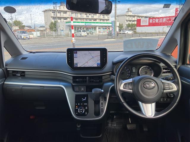 運転者にとっては日々使用することとなる運転席です。運転席が快適だと運転に集中することができますね。