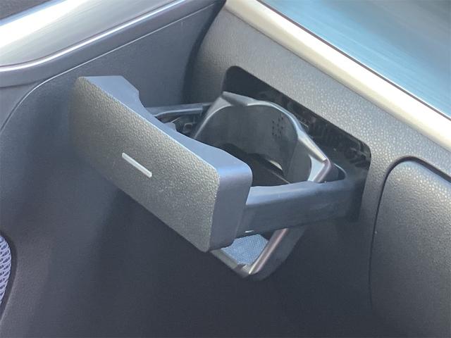 当店のお車をご覧いただきましてありがとうございます。お車についてのご質問やお見積りのご依頼、ご購入にあたってのご相談などお気軽にお問い合わせ下さい!