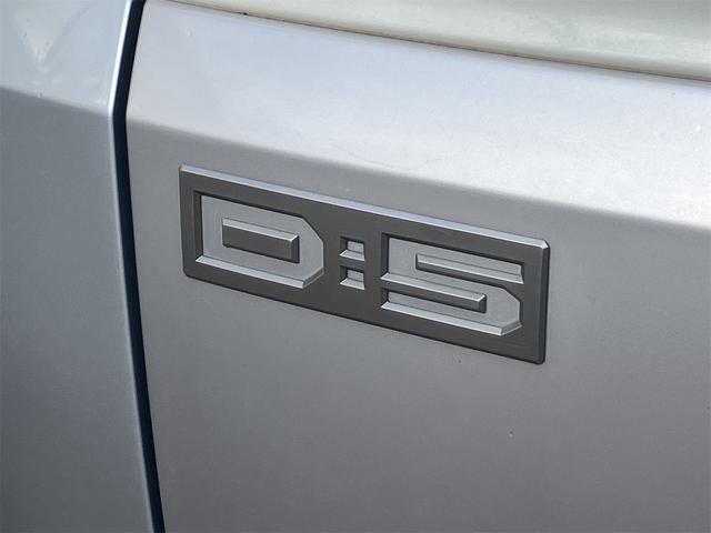 デリカD:5 シャモニー 4WD ETC オートクルーズコントロール 両側電動スライドドア オートライト HID スマートキー 電動格納ミラー 後席モニター 3列シート CVT アルミホイール 100V電源 盗難防止システム(24枚目)