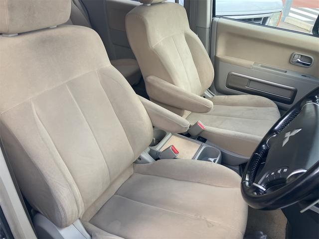 デリカD:5 シャモニー 4WD ETC オートクルーズコントロール 両側電動スライドドア オートライト HID スマートキー 電動格納ミラー 後席モニター 3列シート CVT アルミホイール 100V電源 盗難防止システム(48枚目)