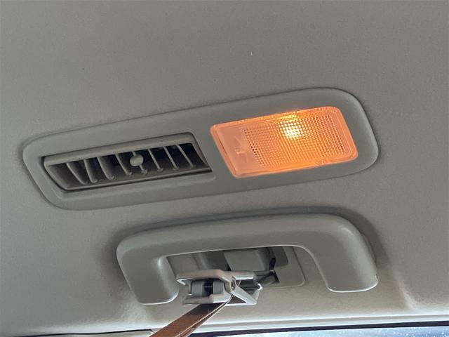 デリカD:5 シャモニー 4WD ETC オートクルーズコントロール 両側電動スライドドア オートライト HID スマートキー 電動格納ミラー 後席モニター 3列シート CVT アルミホイール 100V電源 盗難防止システム(59枚目)