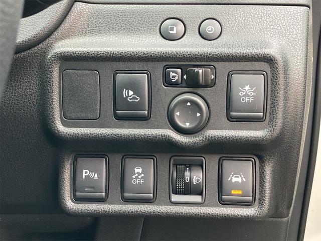 ノート e-パワー X バックカメラ クリアランスソナー レーンアシスト 衝突被害軽減システム アルミホイール オートライト スマートキー アイドリングストップ 電動格納ミラー CVT 盗難防止システム 衝突安全ボディ(7枚目)