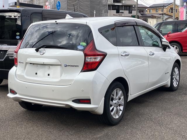 ノート e-パワー X バックカメラ クリアランスソナー レーンアシスト 衝突被害軽減システム アルミホイール オートライト スマートキー アイドリングストップ 電動格納ミラー CVT 盗難防止システム 衝突安全ボディ(14枚目)