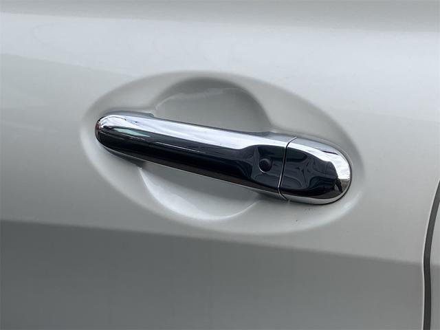 ノート e-パワー X バックカメラ クリアランスソナー レーンアシスト 衝突被害軽減システム アルミホイール オートライト スマートキー アイドリングストップ 電動格納ミラー CVT 盗難防止システム 衝突安全ボディ(24枚目)