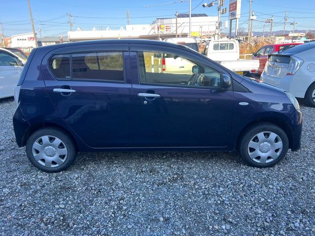 ミライース Ｘｆ　メモリアルエディション　車検２年付き　４ＷＤ　エアコン　パワステ　パワーウィンドウ　ＡＢＳ　アルミホイール　ＣＤ（8枚目）