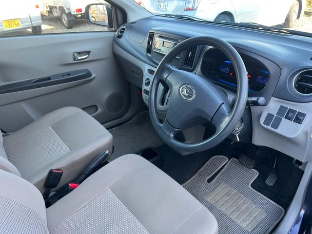 ミライース Ｘｆ　メモリアルエディション　車検２年付き　４ＷＤ　エアコン　パワステ　パワーウィンドウ　ＡＢＳ　アルミホイール　ＣＤ（12枚目）