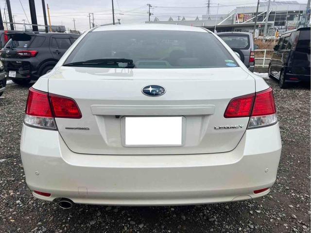 レガシィＢ４ ２．５ｉアイサイト　４ＷＤ　ＥＴＣ　クリアランスソナー　オートクルーズコントロール　バックカメラ　アルミホイール　ＨＩＤ　ＣＶＴ　スマートキー　アイドリングストップ　盗難防止システム　パワーシート（15枚目）
