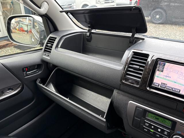 ハイエースバン スーパーGL ダークプライム 両スラ/寒冷地仕様/純正メモリーナビ/フルセグ/ETC/バックカメラ/モデリスタエアロ/LEDヘッドライト/リアヒーター/リアクーラー/イージークローザー/フロントフォグ(42枚目)