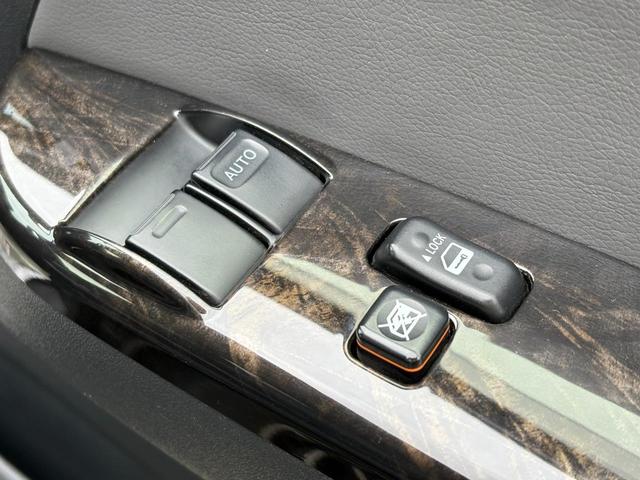 ハイエースバン スーパーGL ダークプライム 両スラ/寒冷地仕様/純正メモリーナビ/フルセグ/ETC/バックカメラ/モデリスタエアロ/LEDヘッドライト/リアヒーター/リアクーラー/イージークローザー/フロントフォグ(57枚目)