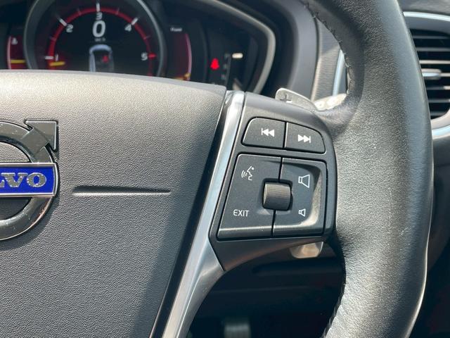 Ｖ４０ クロスカントリー　Ｄ４　純正ＡＷ（夏・冬）／ワンオーナー／１２Ｖ電源／ルーフレール／パワーシート／プライバシーガラス／フロントフォグ／リアフォグ／オートドアミラー（29枚目）