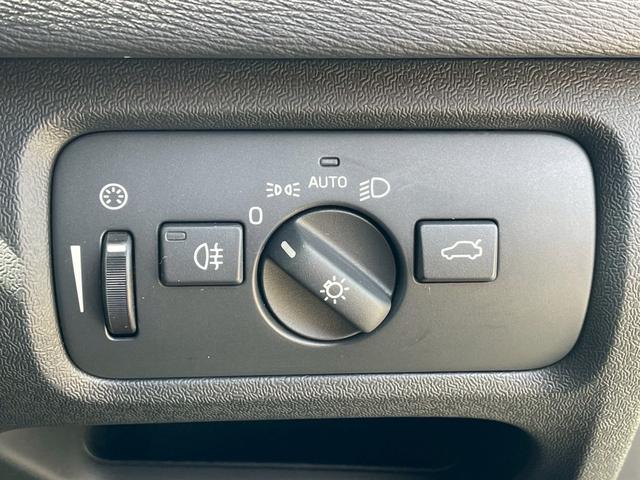 Ｖ４０ クロスカントリー　Ｄ４　純正ＡＷ（夏・冬）／ワンオーナー／１２Ｖ電源／ルーフレール／パワーシート／プライバシーガラス／フロントフォグ／リアフォグ／オートドアミラー（32枚目）