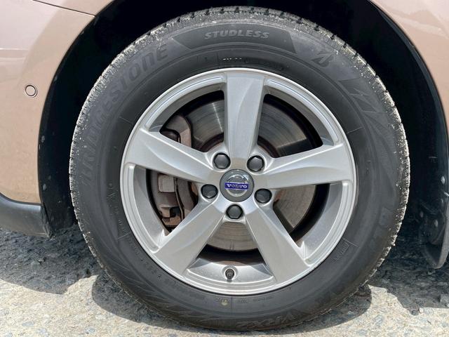 Ｖ４０ クロスカントリー　Ｄ４　純正ＡＷ（夏・冬）／ワンオーナー／１２Ｖ電源／ルーフレール／パワーシート／プライバシーガラス／フロントフォグ／リアフォグ／オートドアミラー（41枚目）