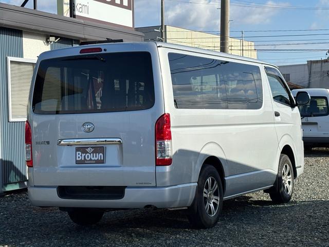 ハイエースバン ロングDX GLパッケージ 9人乗り/リアヒーター/ETC/純正ラジオ/AUX/中古スタッドレスタイヤ付属(12枚目)