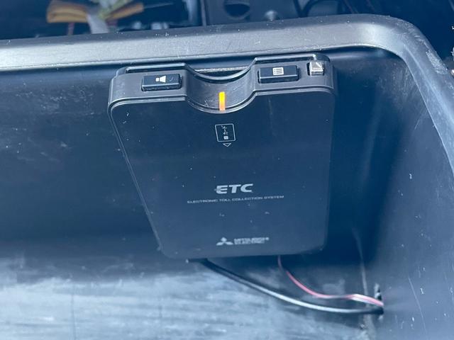 ハイエースバン ロングDX GLパッケージ 9人乗り/リアヒーター/ETC/純正ラジオ/AUX/中古スタッドレスタイヤ付属(20枚目)