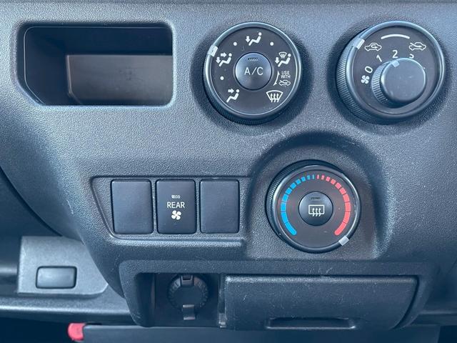 ハイエースバン ロングDX GLパッケージ 9人乗り/リアヒーター/ETC/純正ラジオ/AUX/中古スタッドレスタイヤ付属(25枚目)