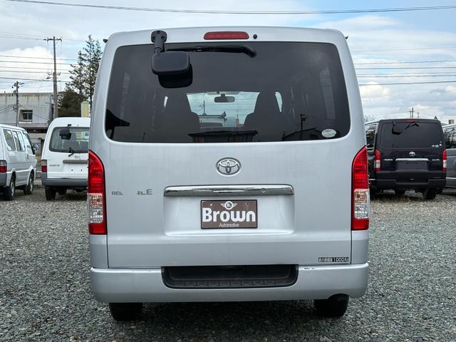 ハイエースバン ロングDX GLパッケージ ETC/MT/ラジオ/純正フロアマット/スライドサイドウィンドウ/12V電源ソケット/寒冷地仕様/純正ドアバイザー/USB2口/セパレーターバー(12枚目)