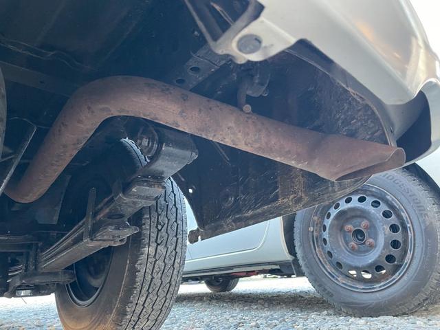 ハイエースバン ロングDX GLパッケージ ETC/MT/ラジオ/純正フロアマット/スライドサイドウィンドウ/12V電源ソケット/寒冷地仕様/純正ドアバイザー/USB2口/セパレーターバー(35枚目)