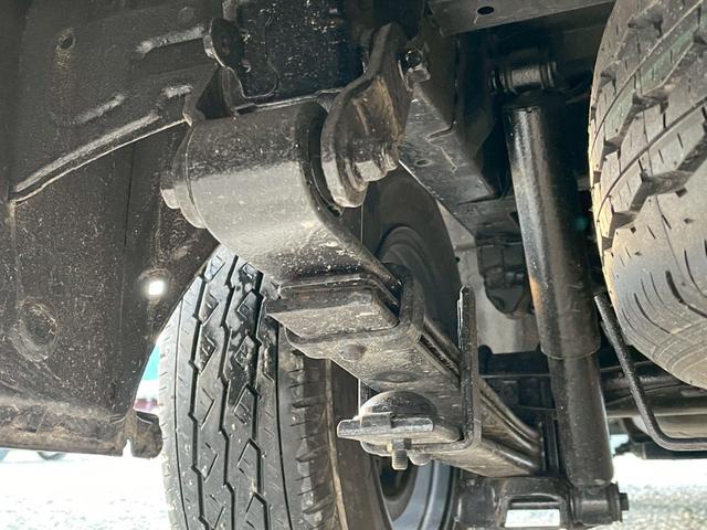 ハイエースバン ロングDX GLパッケージ ETC/MT/ラジオ/純正フロアマット/スライドサイドウィンドウ/12V電源ソケット/寒冷地仕様/純正ドアバイザー/USB2口/セパレーターバー(38枚目)