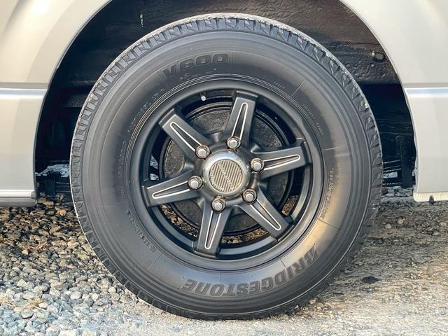 ハイエースバン ロングDX GLパッケージ ETC/MT/ラジオ/純正フロアマット/スライドサイドウィンドウ/12V電源ソケット/寒冷地仕様/純正ドアバイザー/USB2口/セパレーターバー(39枚目)