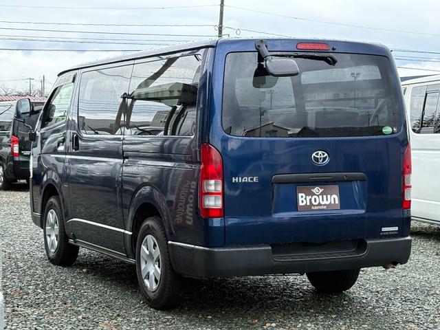 ハイエースバン ロングDX マニュアル/リアヒーター/純正フロアマット/プライバシーガラス/ラジオ/純正ドアバイザー/キーレス/スペアキー付属(10枚目)