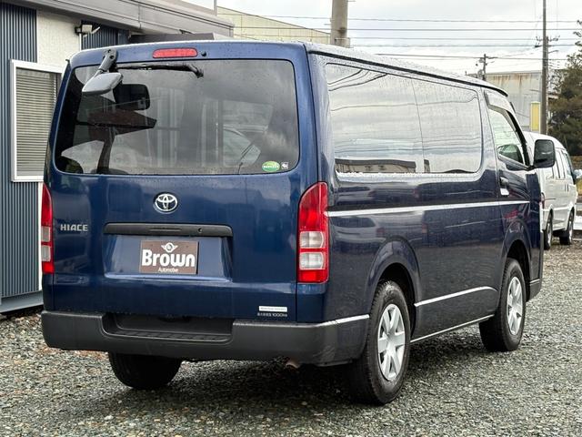 ハイエースバン ロングDX マニュアル/リアヒーター/純正フロアマット/プライバシーガラス/ラジオ/純正ドアバイザー/キーレス/スペアキー付属(12枚目)