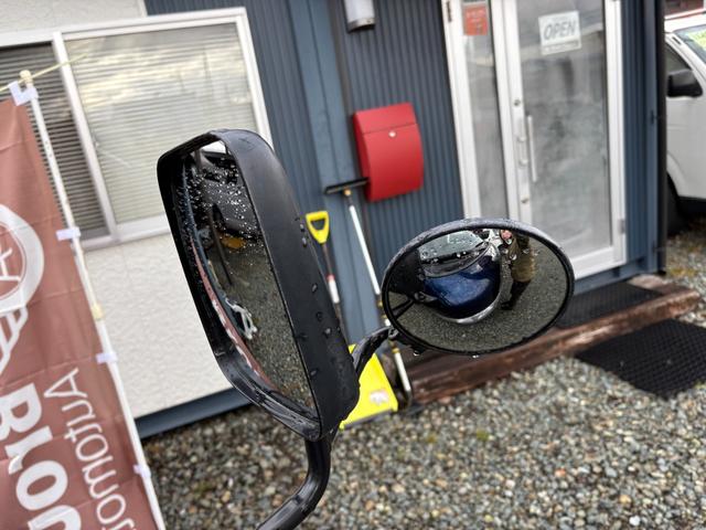 ハイエースバン ロングDX マニュアル/リアヒーター/純正フロアマット/プライバシーガラス/ラジオ/純正ドアバイザー/キーレス/スペアキー付属(41枚目)