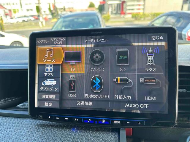 ハイエースバン スーパーＧＬ　ダークプライムＩＩ　モデリスタフロントエアロ　エンジンスターター　ドライブレコーダー　全周囲カメラ　ナビ　後席モニター　ＴＶ　レーンアシスト　両側電動スライドドア　オートマチックハイビーム　　スマートキー　ＴＲＤアルミ（6枚目）