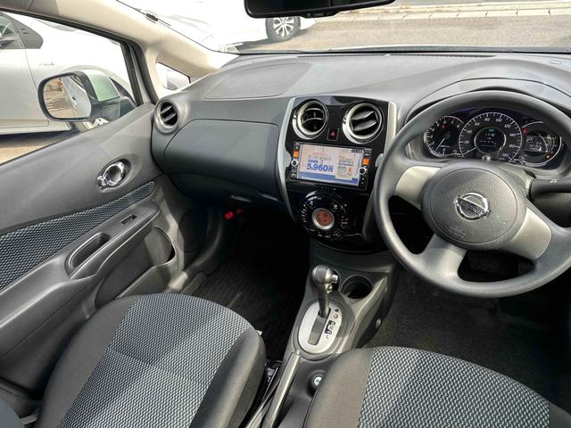 ノート Ｘ　ＤＩＧ－Ｓ　エマージェンシーブレーキパッケージ　ＥＴＣ　全周囲カメラ　ナビ　ＴＶ　クリアランスソナー　レーンアシスト　衝突被害軽減システム　スマートキー　アイドリングストップ　電動格納ミラー　ＣＶＴ　盗難防止システム　衝突安全ボディ　ＡＢＳ　ＥＳＣ（2枚目）