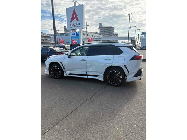 ＲＡＶ４ ハイブリッドＧ　４ＷＤ　ＥＴＣ　バックカメラ　クリアランスソナー　オートクルーズコントロール　レーンアシスト　パワーシート　衝突被害軽減システム　サンルーフ　ＴＶ　オートマチックハイビーム　ＬＥＤヘッドランプ（14枚目）