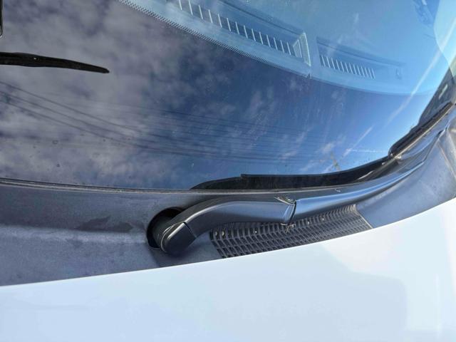 ＲＡＶ４ ハイブリッドＧ　４ＷＤ　ＥＴＣ　バックカメラ　クリアランスソナー　オートクルーズコントロール　レーンアシスト　パワーシート　衝突被害軽減システム　サンルーフ　ＴＶ　オートマチックハイビーム　ＬＥＤヘッドランプ（27枚目）