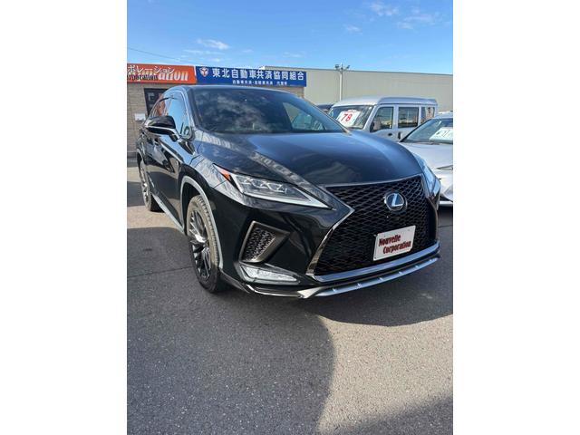 ＲＸ ＲＸ３００　Ｆスポーツ　４ＷＤ　全周囲カメラ　クリアランスソナー　オートクルーズコントロール　レーンアシスト　パワーシート　衝突被害軽減システム　サンルーフ　ナビ　オートマチックハイビーム　ＬＥＤヘッドランプ　電動リアゲート（12枚目）