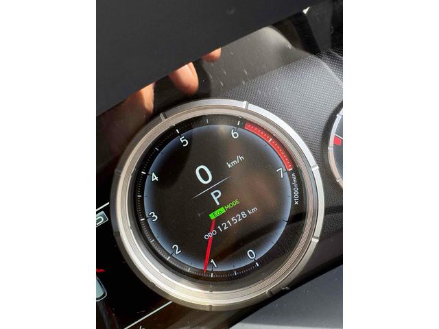 ＲＸ ＲＸ３００　Ｆスポーツ　４ＷＤ　全周囲カメラ　クリアランスソナー　オートクルーズコントロール　レーンアシスト　パワーシート　衝突被害軽減システム　サンルーフ　ナビ　オートマチックハイビーム　ＬＥＤヘッドランプ　電動リアゲート（23枚目）