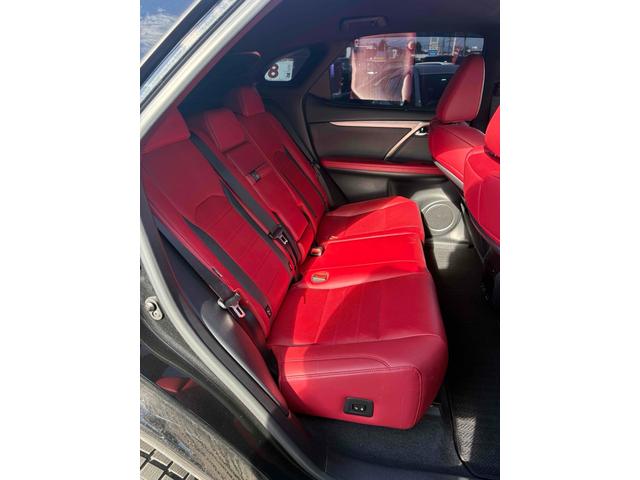 ＲＸ ＲＸ３００　Ｆスポーツ　４ＷＤ　全周囲カメラ　クリアランスソナー　オートクルーズコントロール　レーンアシスト　パワーシート　衝突被害軽減システム　サンルーフ　ナビ　オートマチックハイビーム　ＬＥＤヘッドランプ　電動リアゲート（26枚目）