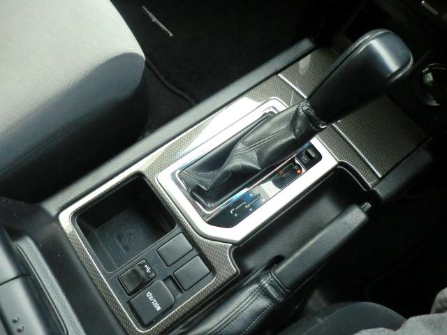 ランドクルーザープラド ＴＸ　アルジェントクロス　／４ＷＤ／サンルーフ／５人乗／純正ナビ／フルセグＴＶ／Ｂｌｕｅｔｏｏｔｈ／バックカメラ／ＥＴＣ／プッシュスタート／専用ホイール有（28枚目）
