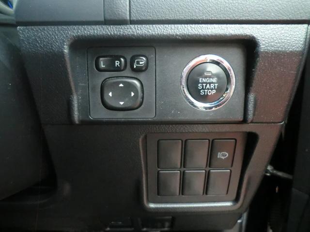 ランドクルーザープラド ＴＸ　アルジェントクロス　／４ＷＤ／サンルーフ／５人乗／純正ナビ／フルセグＴＶ／Ｂｌｕｅｔｏｏｔｈ／バックカメラ／ＥＴＣ／プッシュスタート／専用ホイール有（29枚目）