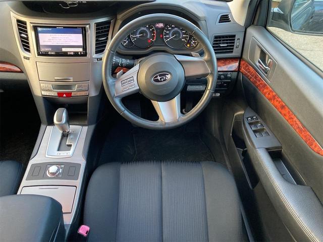2.5i Lパッケージ 4WD ETC ナビ アルミホイール オートライト HID パワーシート スマートキー 電動格納ミラー CVT 盗難防止システム 衝突安全ボディ 記録簿 電動リアゲート ABS ESC CD エアコン(36枚目)