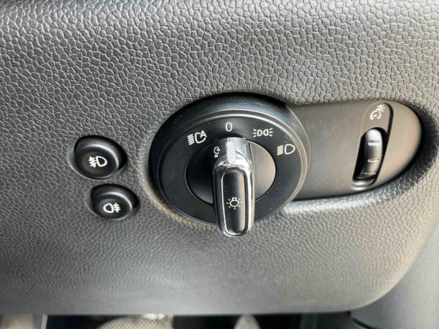 MINI クーパー ドライブレコーダー バックカメラ ナビ アルミホイール オートライト LEDヘッドランプ スマートキー アイドリングストップ AT 盗難防止システム ABS ESC USB(11枚目)