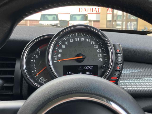 MINI クーパー ドライブレコーダー バックカメラ ナビ アルミホイール オートライト LEDヘッドランプ スマートキー アイドリングストップ AT 盗難防止システム ABS ESC USB(31枚目)