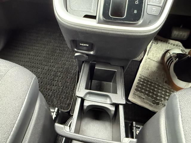 ヴォクシー ハイブリッドS-G E-FOUR 4WD 10.5型Dオーディオリアフリップダウンモニター バックカメラ(35枚目)